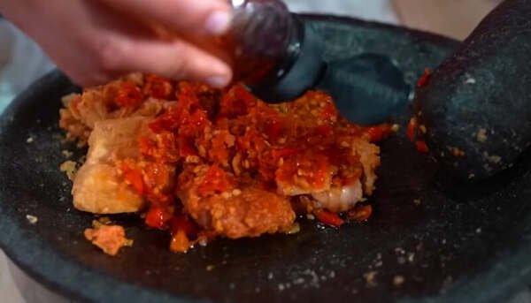 nama ayam geprek kekinian