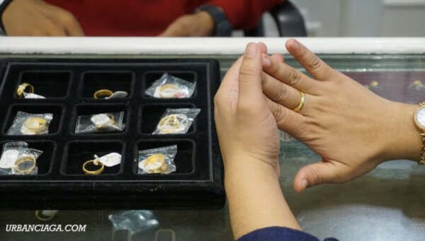 ide nama toko emas unik 2