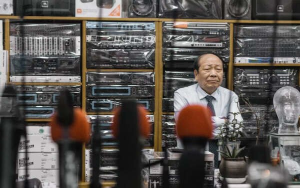 ide nama toko elektronik 2